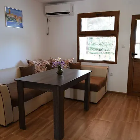Holiday park Complex Fichoza Varna