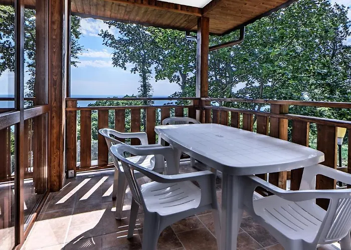 Complex Fichoza Village de vacances 3*