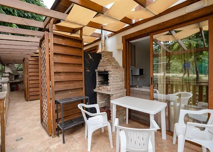 Village de vacances Complex Fichoza 3*