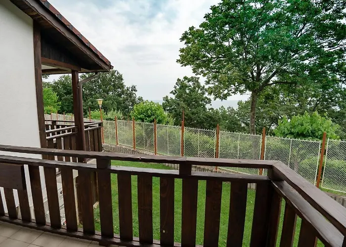 Complex Fichoza Village de vacances 3*